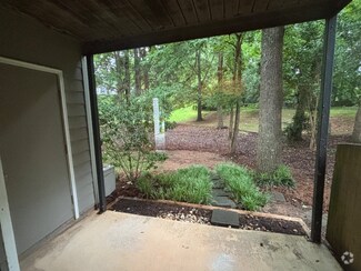 Building Photo - 2901 Heathstead Place
