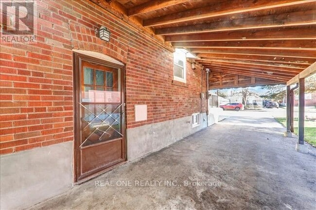 Building Photo - 164 Ellington Dr