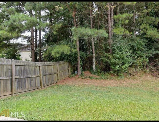Building Photo - 5495 Hampton Ct