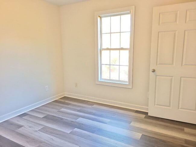 Building Photo - 1102 Summerkings Ct