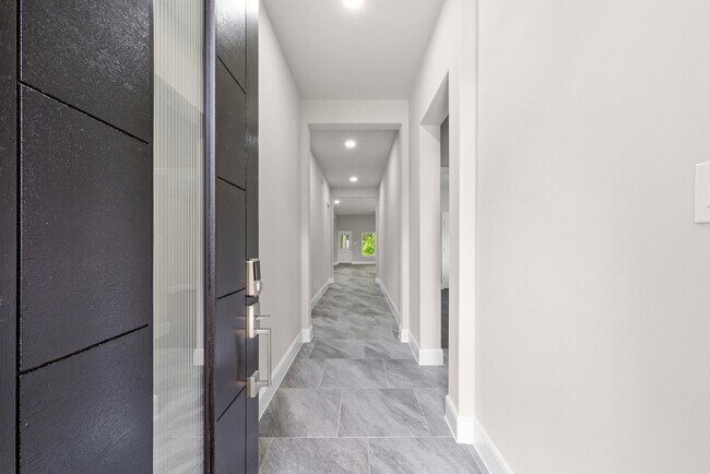 Foto del edificio - 23620 Youpon Ln