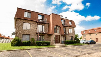 Building Photo - 1543 Ardmore Ave