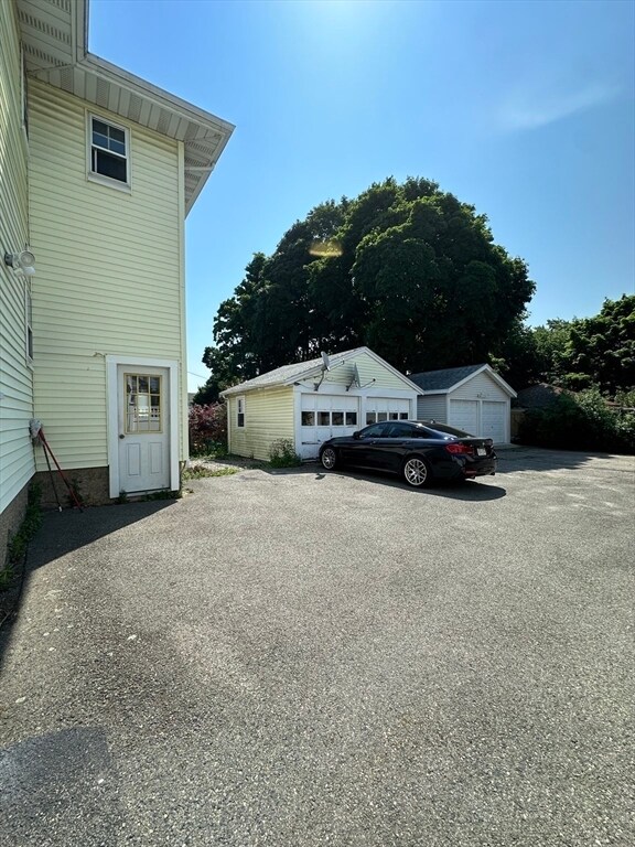 Building Photo - 147 Atlantic St