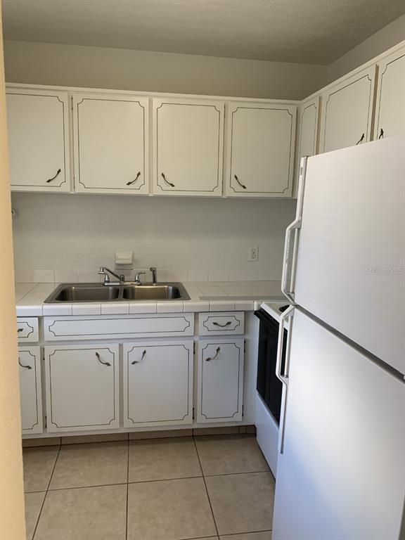 Foto del edificio - 3101 Bee Ridge Rd