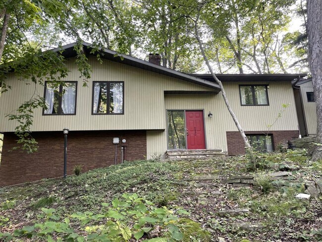 Foto del edificio - 9431 Dunewood Dr