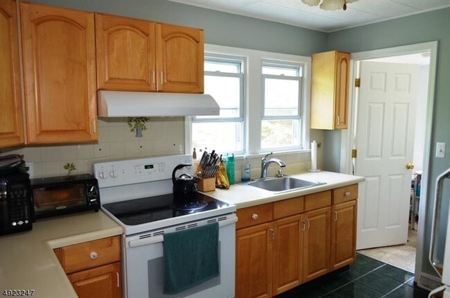 Foto del edificio - 120 Pennsylvania Ave