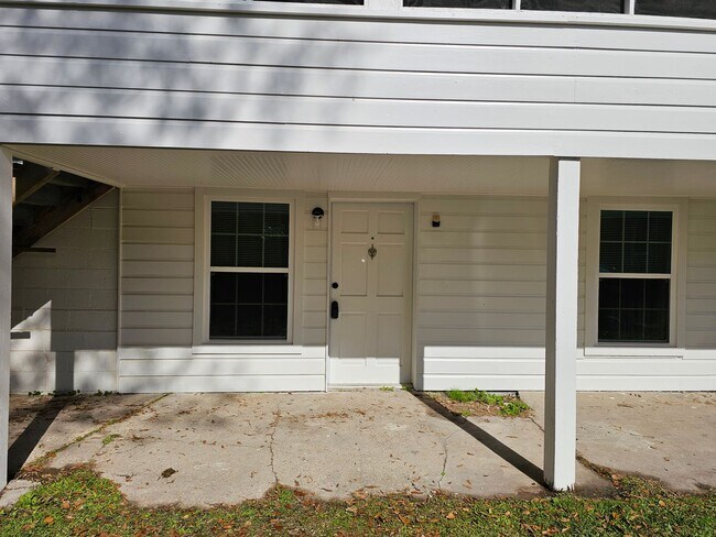 Foto del edificio - 17061 E Iowa Ave