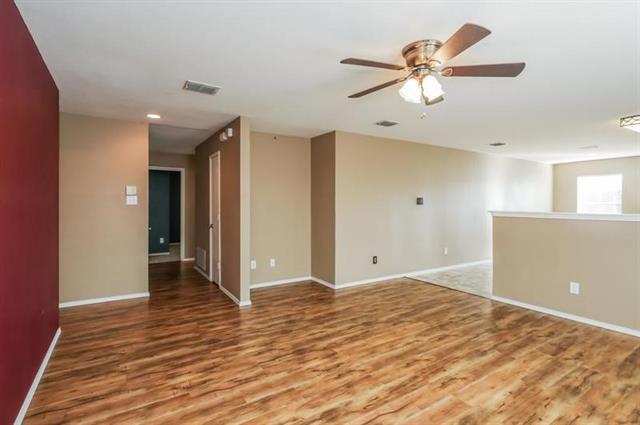 Foto del edificio - 12716 Ocean Spray Dr