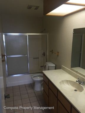 Building Photo - 55 S 33rd St