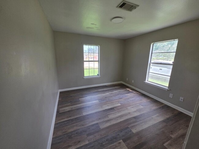 Building Photo - 7186 Headlee Rd