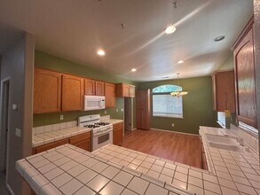 Building Photo - 1719 Fortress Way