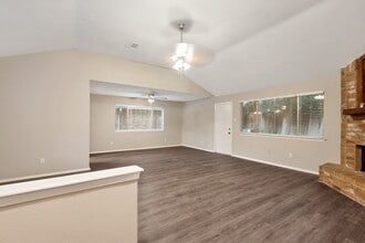 Building Photo - 2411 Cypressvine Dr