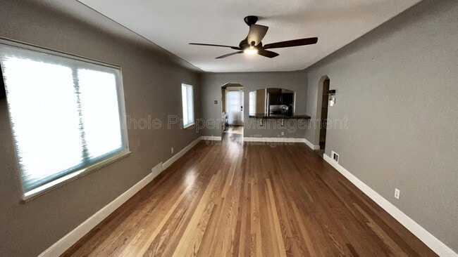 Foto del edificio - 4115 Hooker St