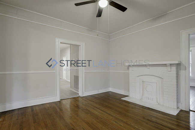 Foto del edificio - $200 off first month or Amazon Gift Card b...