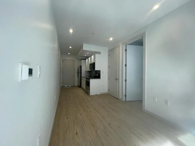 Building Photo - 458 Cyrus Pl
