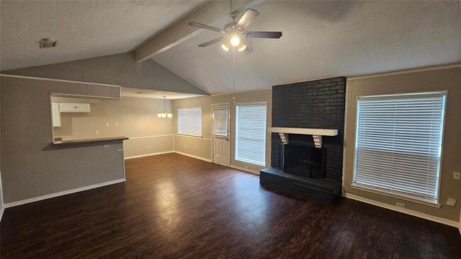 Building Photo - 17219 Seven Pines Dr