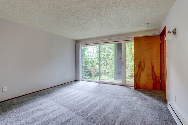 Building Photo - Say YES to this address! Lair Hill offers ...