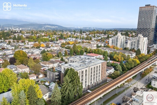 Building Photo - 5085 Mchardy St