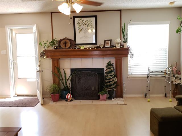 Foto del edificio - 11213 Meadow Ln