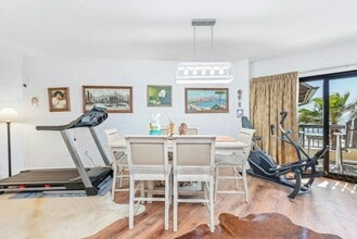 Building Photo - 1302 US-98