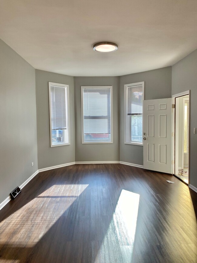 Photo - 3553 S Damen Ave Apartment