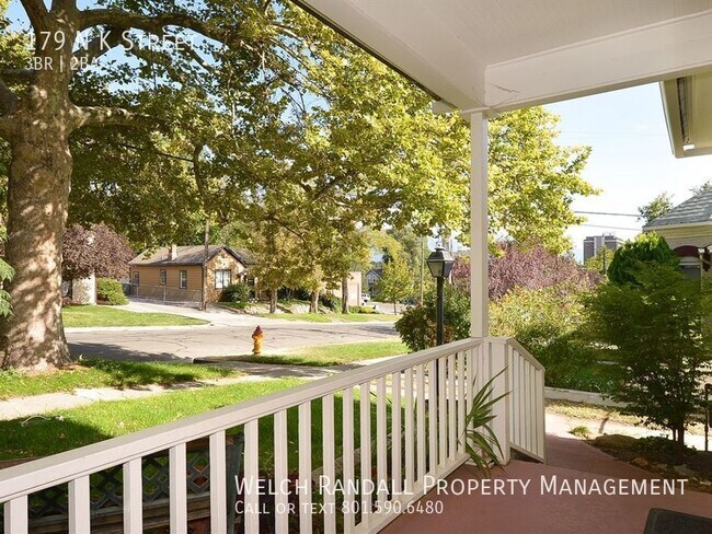 Foto del edificio - 2 Bedroom 2 Bath SLC Avenues Home.