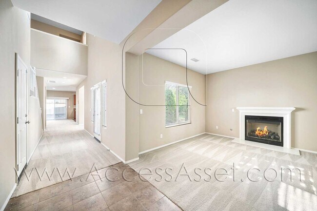 Building Photo - Beautiful 4 Bed/3 Bath Home Nestled On The...