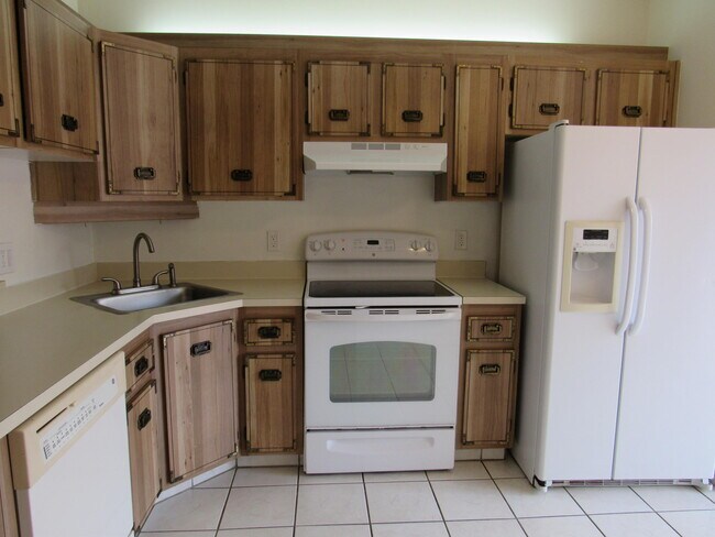 Foto del edificio - 620 Sea Pine Way