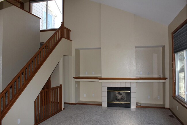 Building Photo - 5473 S Dunkirk Way