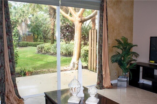 Building Photo - 3797 San Simeon Cir