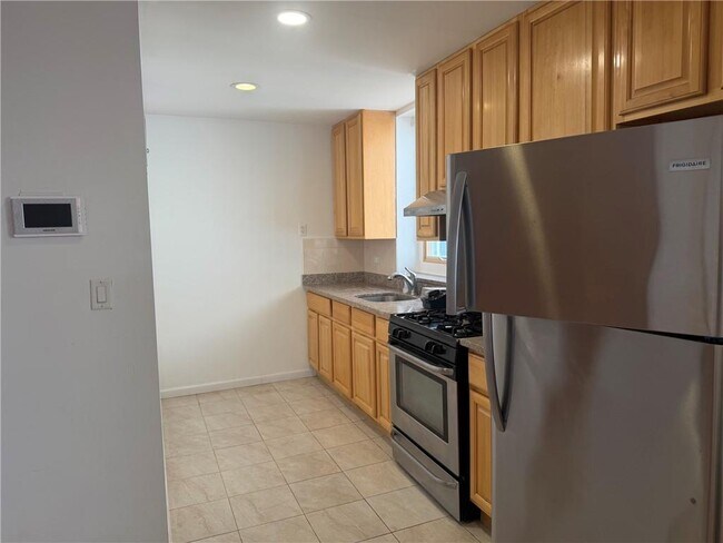 Foto del edificio - 2035 Bay Ridge Pkwy