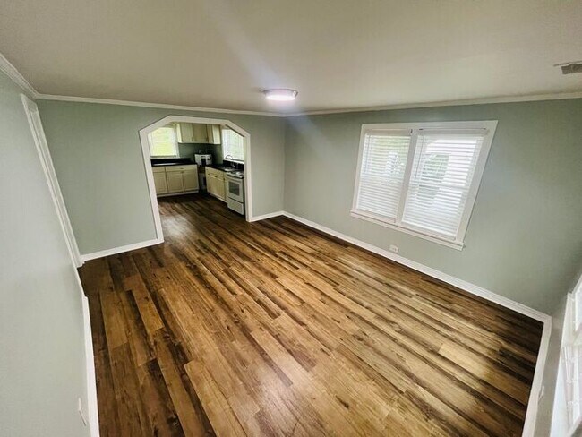 Foto del edificio - Affordable 2 Bedroom in Mount Pleasant