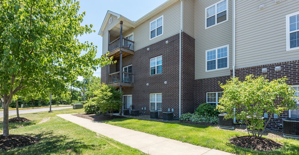 Foto principal - Summit Rise Apartments