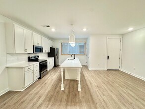 Interior Photo - Millhouse