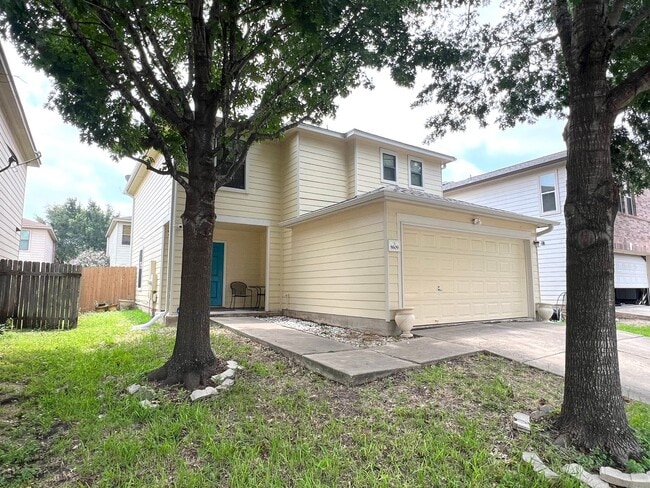 Building Photo - Two Stories, 3 Bedrooms and 2.5 Bathroom H...