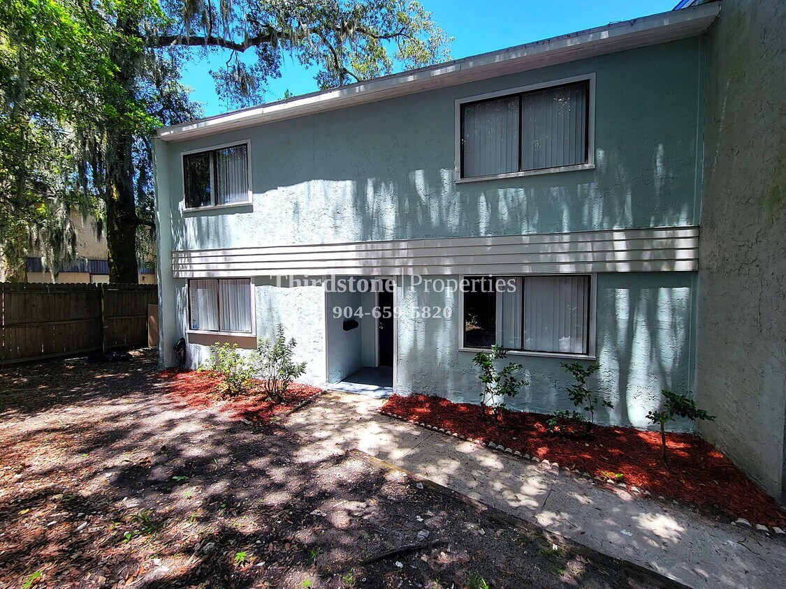 722 Oaks Manor Ct, Jacksonville, FL 32211 Townhome Rentals in