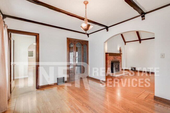 Foto del edificio - 725 34th St