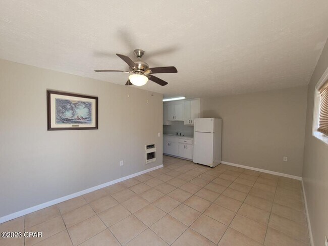 Foto del edificio - 2319 E 16th Ct