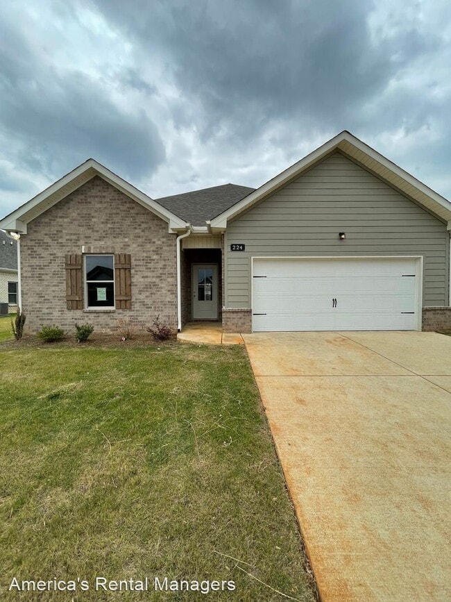 Foto del edificio - 4 br, 2 bath House - 224 John Harold Drive