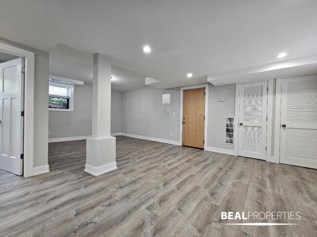 Foto del edificio - 2 bedroom in EVANSTON IL 60202