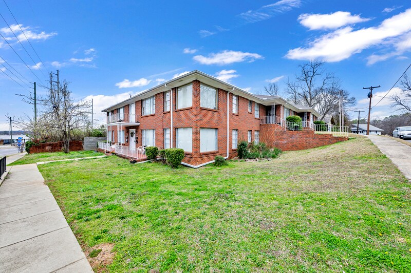 Primary Photo - 2531 Ensley Avenue - 2525