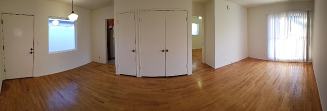 Foto del edificio - 2370 Walgrove Ave