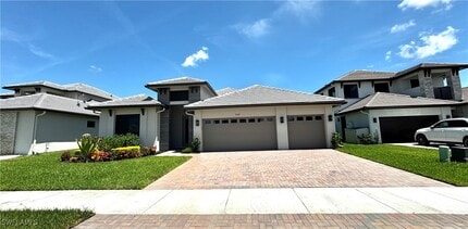 Building Photo - 5165 Julienne Rd Building Photo - 5165 Julienne Rd