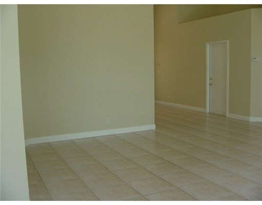 Foto del edificio - 6245 NW 42nd Way