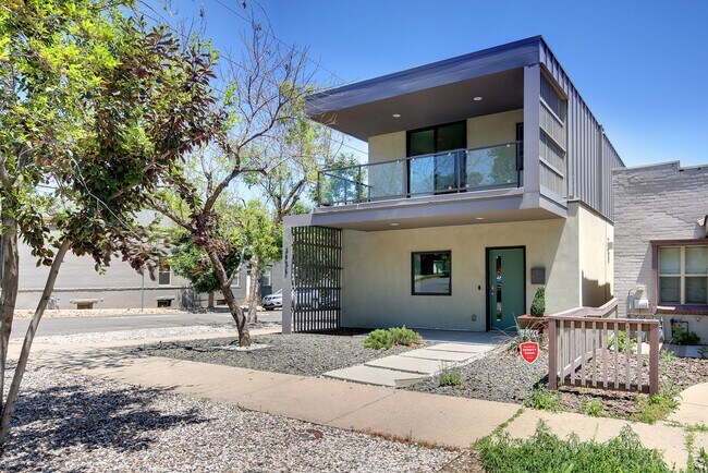 Building Photo - Upgraded 3B/3B in LoHi - Available Septemb...