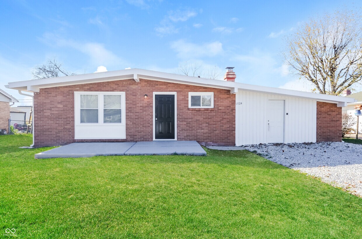 Primary Photo - 1724 Englewood Dr