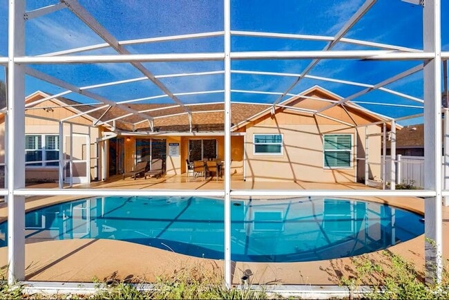 Foto del edificio - 985 Andrea Ridge Ct