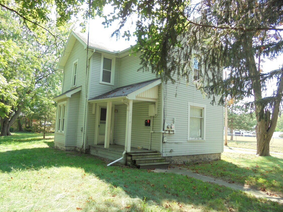 Primary Photo - 314 E Evers Ave
