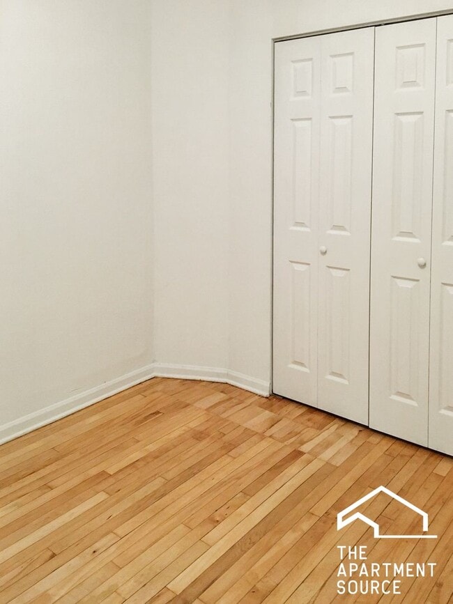 Foto del edificio - 1942 W Winona St