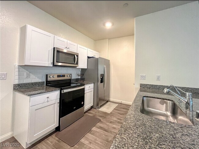 Foto del edificio - 12748 Feathersong